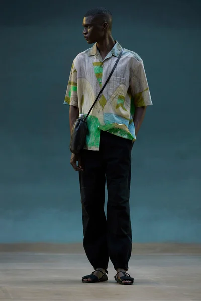 Look 39